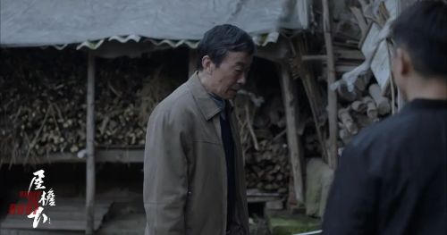屋檐下
