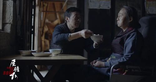 屋檐下