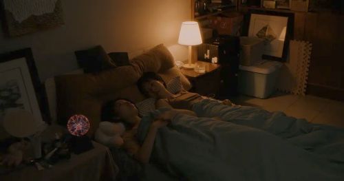 我们在河畔希望被鱼怪吃掉