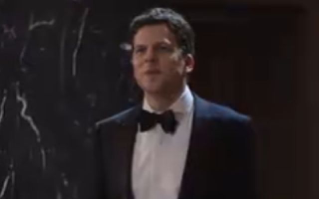 《惊天魔盗团3》发布“钻石恒久远”正片片段