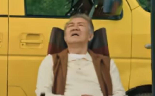 《马腾你别走！》发布“祝你牛”版预告