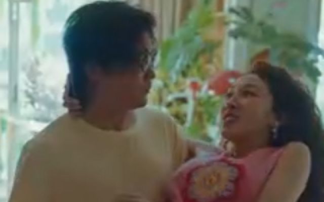 《情圣3》发布“捉个现行”片段