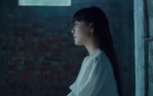 《泥娃娃》发布同名主题曲