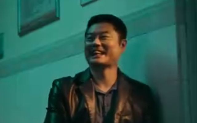 《特立独行》发布“百兽之王”正片片段