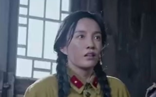 《浴血忠魂》预告