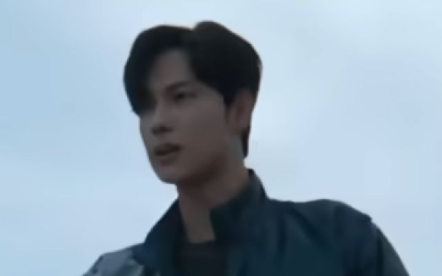 《杀手螳螂》正式预告