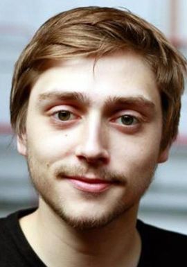 尼古拉斯·阿维尼