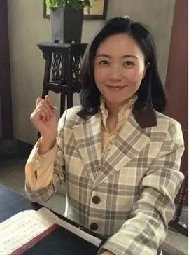 罗雪琼
