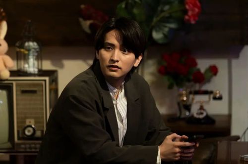 被买的男人 買われた男