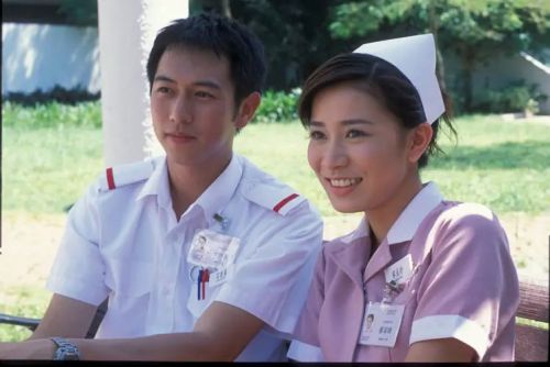 红衣手记