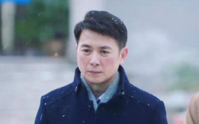 区长冒雪等群众 亲自解决群众民生问题！