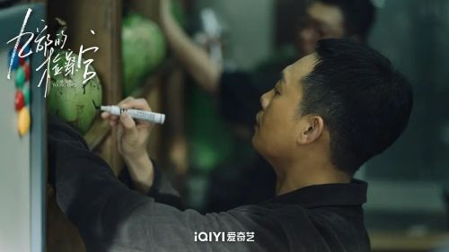 九部的检察官