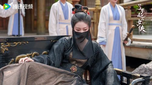 了不起的女侠