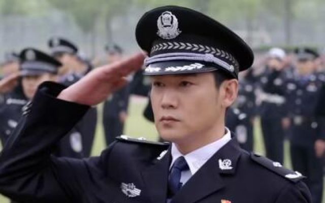 《人民警察》定档预告