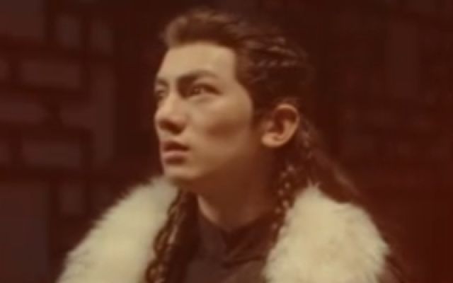 《入梦师：拂衣与阿七》少女点招魂灯续命体味人间百态