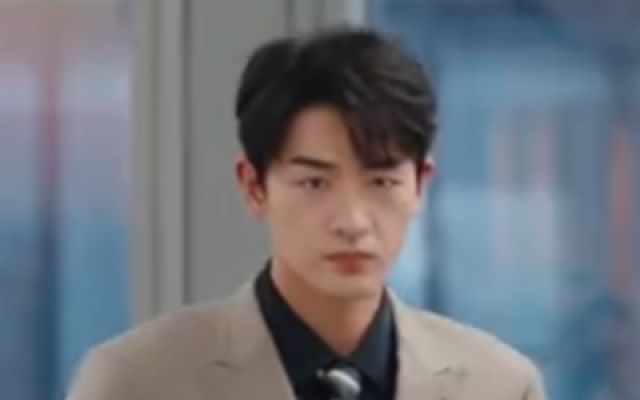 《我，兼职女王》定档预告