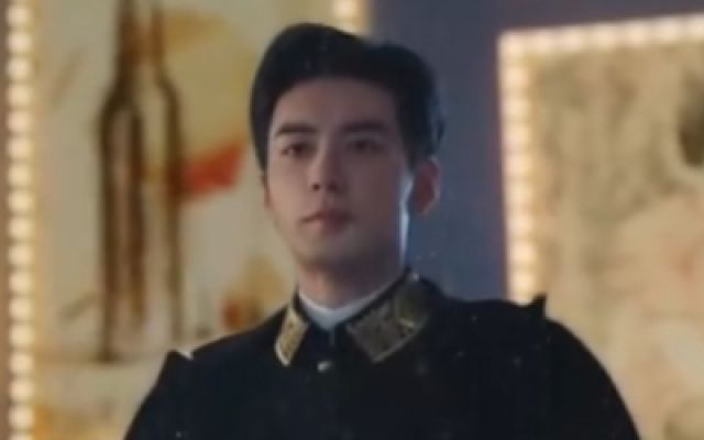 《轧戏》定档预告