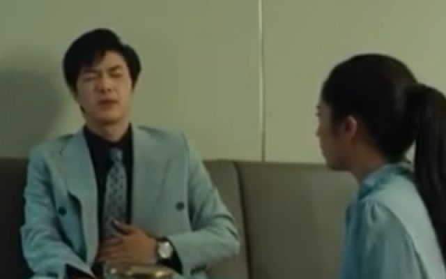 总裁加班突犯疾病，女下属深夜送药是巧合吗？