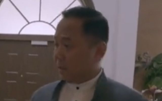 墓地秒变谈判工具，男人支妙招，让人直呼离