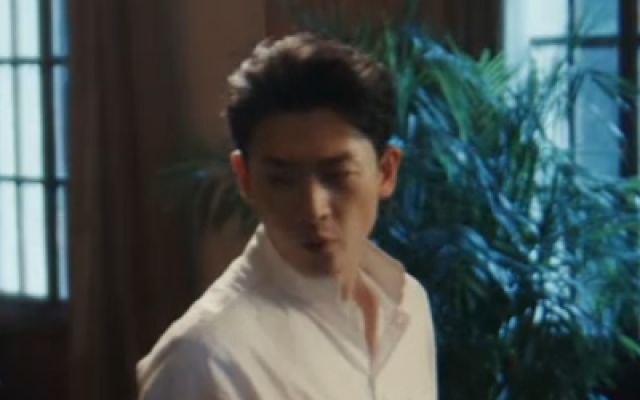 一树梨花一轻舟