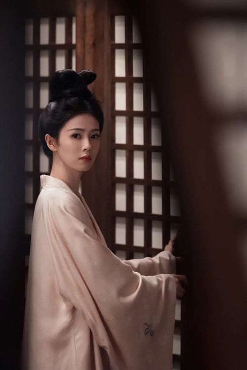 莫离