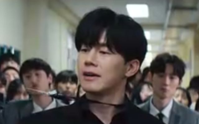 《铁拳教育》预告